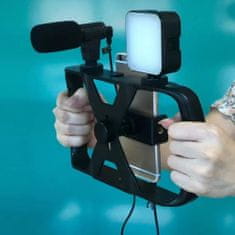 TKG Selfie bot: TL- 49T - fekete, bluetooth távirányítós, tripoddá alakítható selfie bot LED világítással, mikrofonnal
