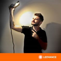 LEDVANCE Reflektor LED 20W 1700lm 3000K Meleg fehér IP65 szürke Endura