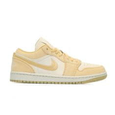 Nike Cipők sárga 38.5 EU Air Jordan 1 Low Se Team W