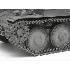 Tamiya Tank Pz.Kpfw 38t Ausf. E / F harckocsi műanyag modell (1:35) (35369)