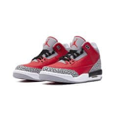 Nike Cipők 36.5 EU Air Jordan 3 Retro SE