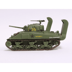 Helluz M4 Sherman D-Day harckocsi műanyag modell (1:72)