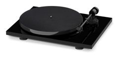 Pro-Ject Pro-Ject E1 PHONO Black + OM5 lemezjátszó előerősítővel