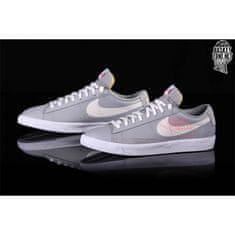 Nike Cipők szürke 41 EU Blazer Low Retro Basketball