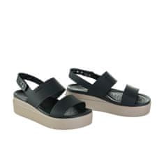 Crocs Szandál fekete 38 EU Brooklyn Low Wedge