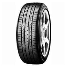 Yokohama 215/55R17 94V YOKOHAMA E70