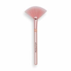 Makeup Revolution Arcecset R24 Create (Detailed Fan Highlighting Brush)