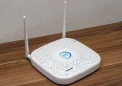 Secutek 9CH WiFi NVR felvevő SLG-NVR2108PGEW